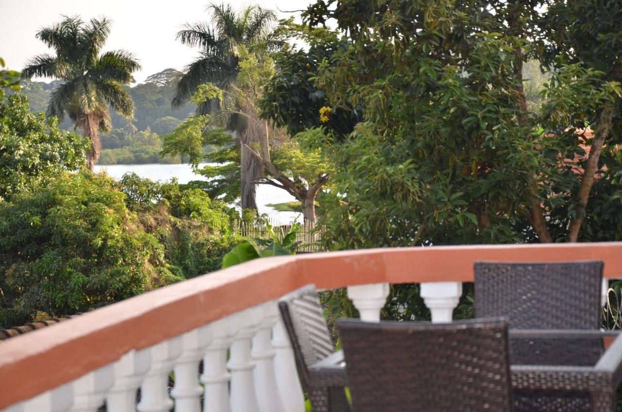 La Feve Beach Bed And Breakfast Hotel Entebbe Exterior photo